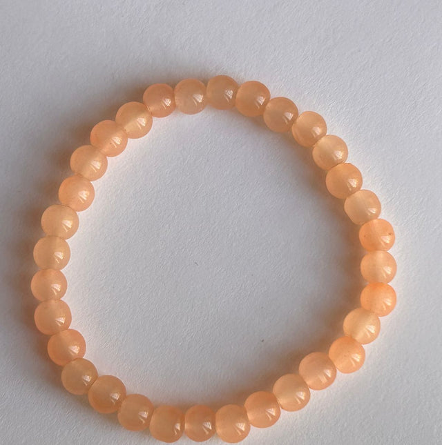 Light orange beaded bracelet