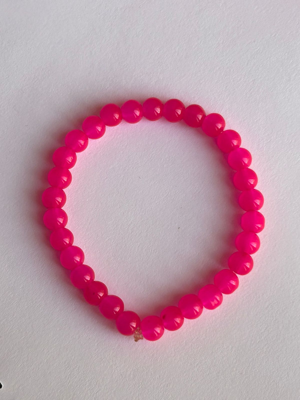 Small dark pink bracelet