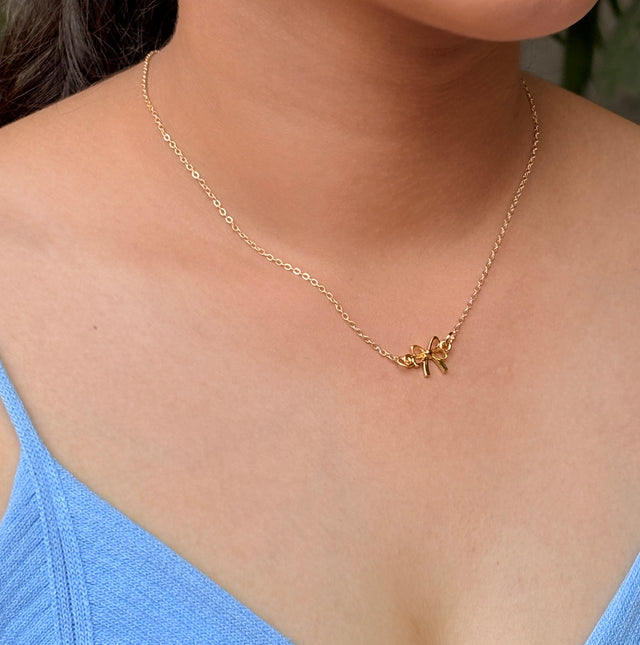 Mini Bow necklace