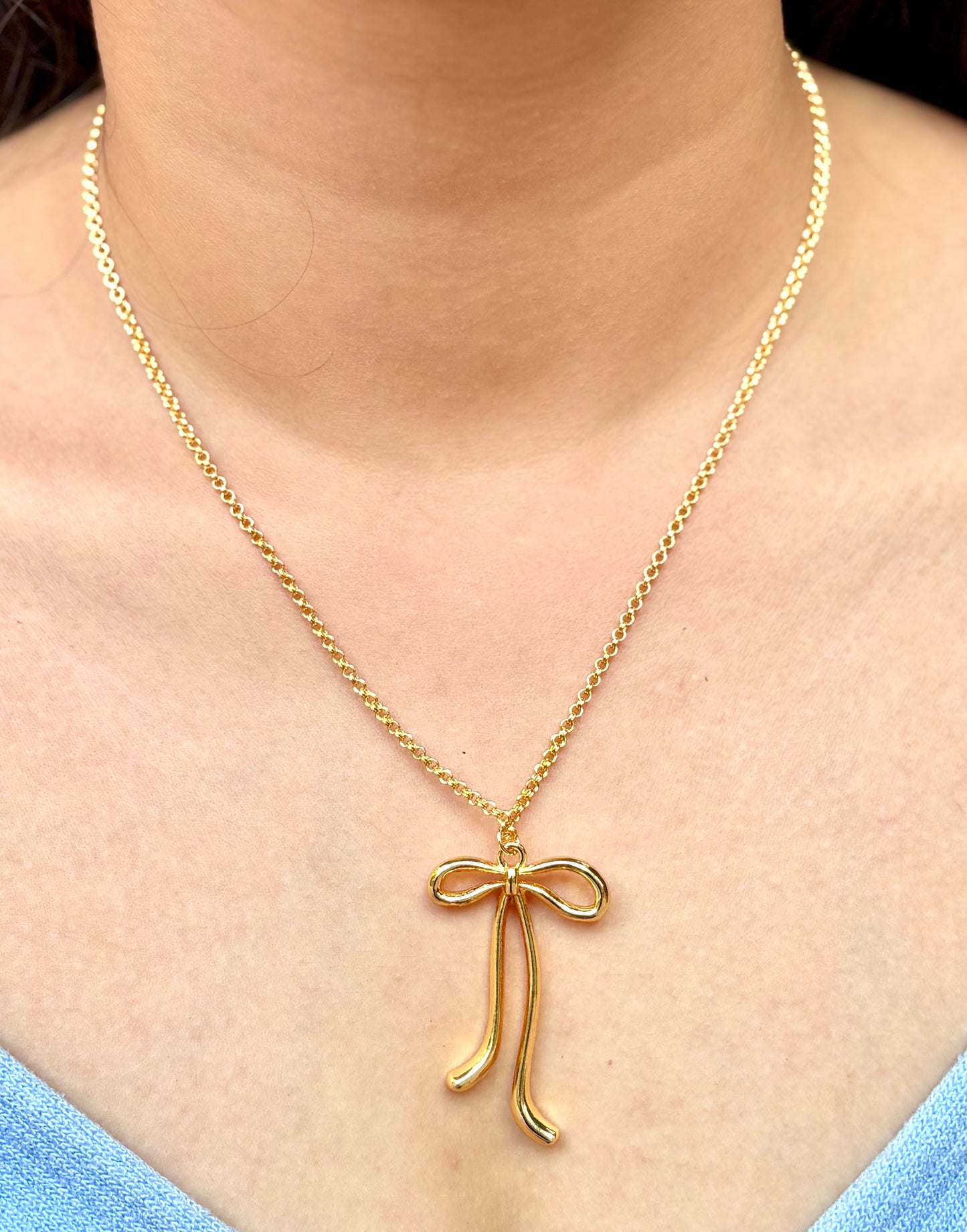 Dangling bow necklace & earrings set