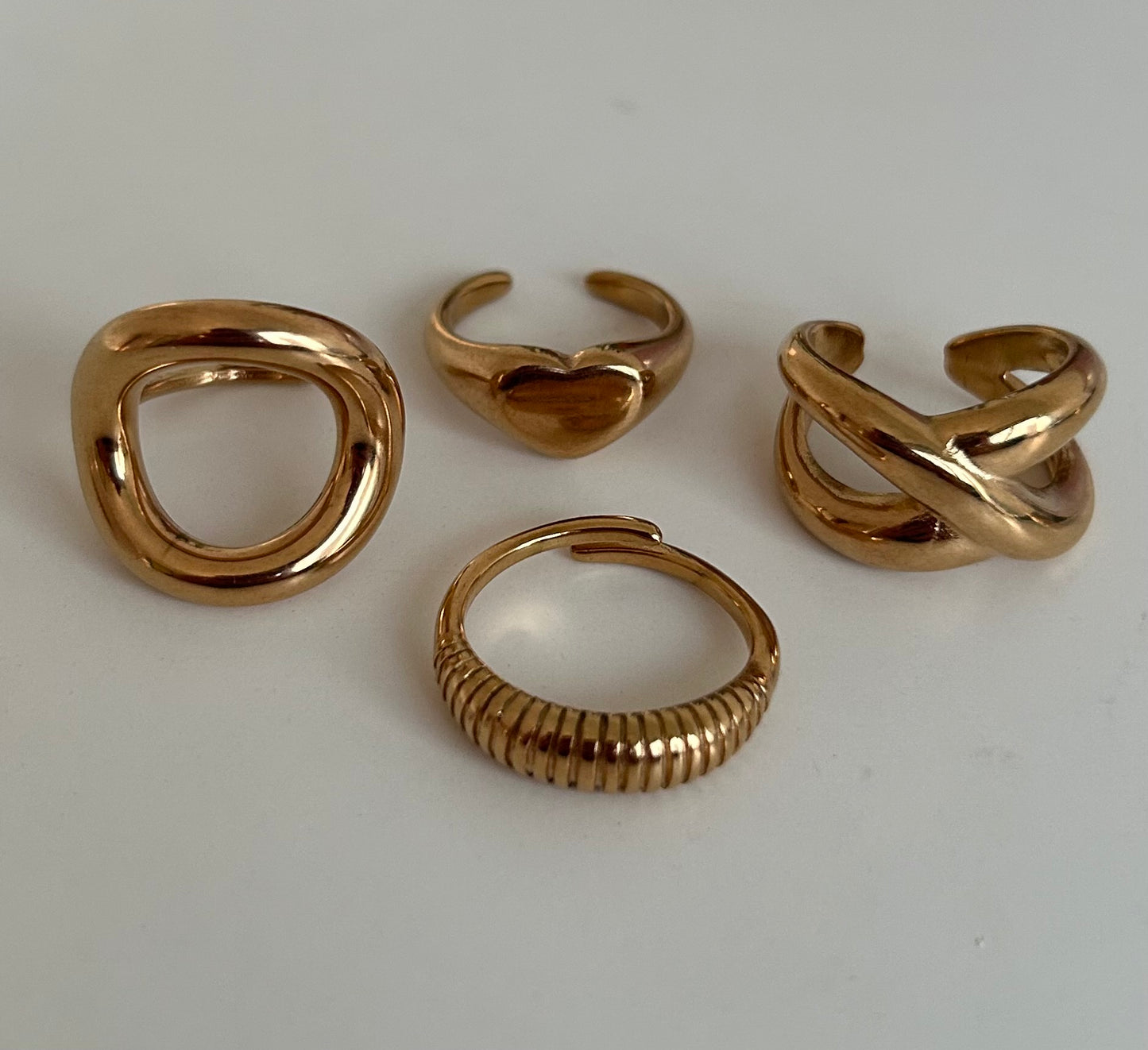 “It girl” chunky ring set (18k gold plated)