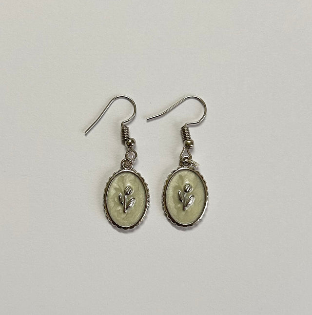 Tulip earrings