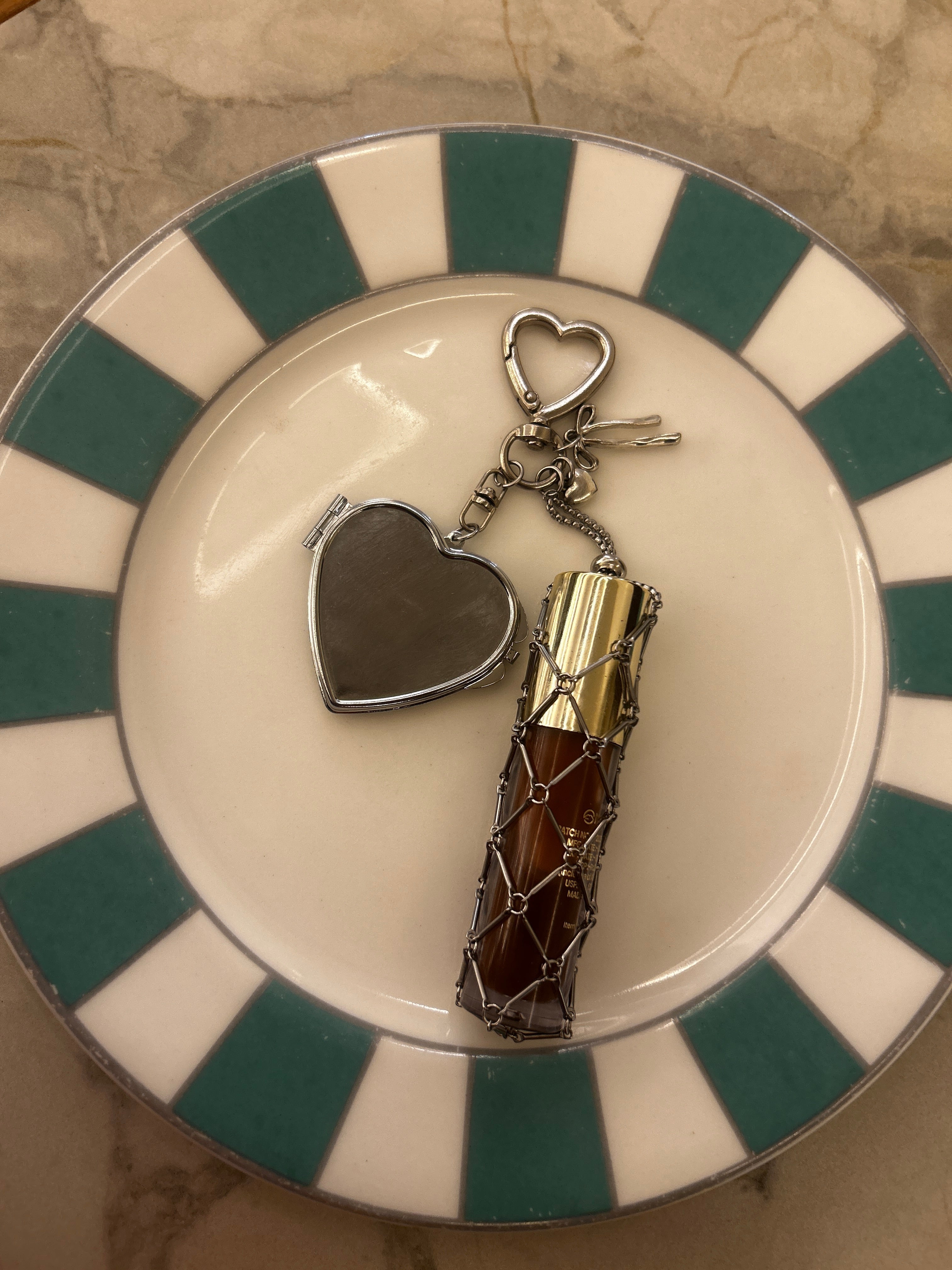 Lipstick & Gloss holder
