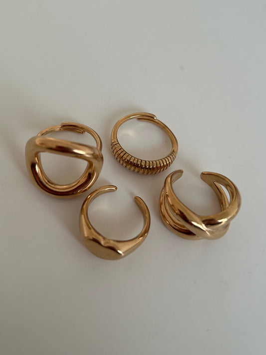 “It girl” chunky ring set (18k gold plated)