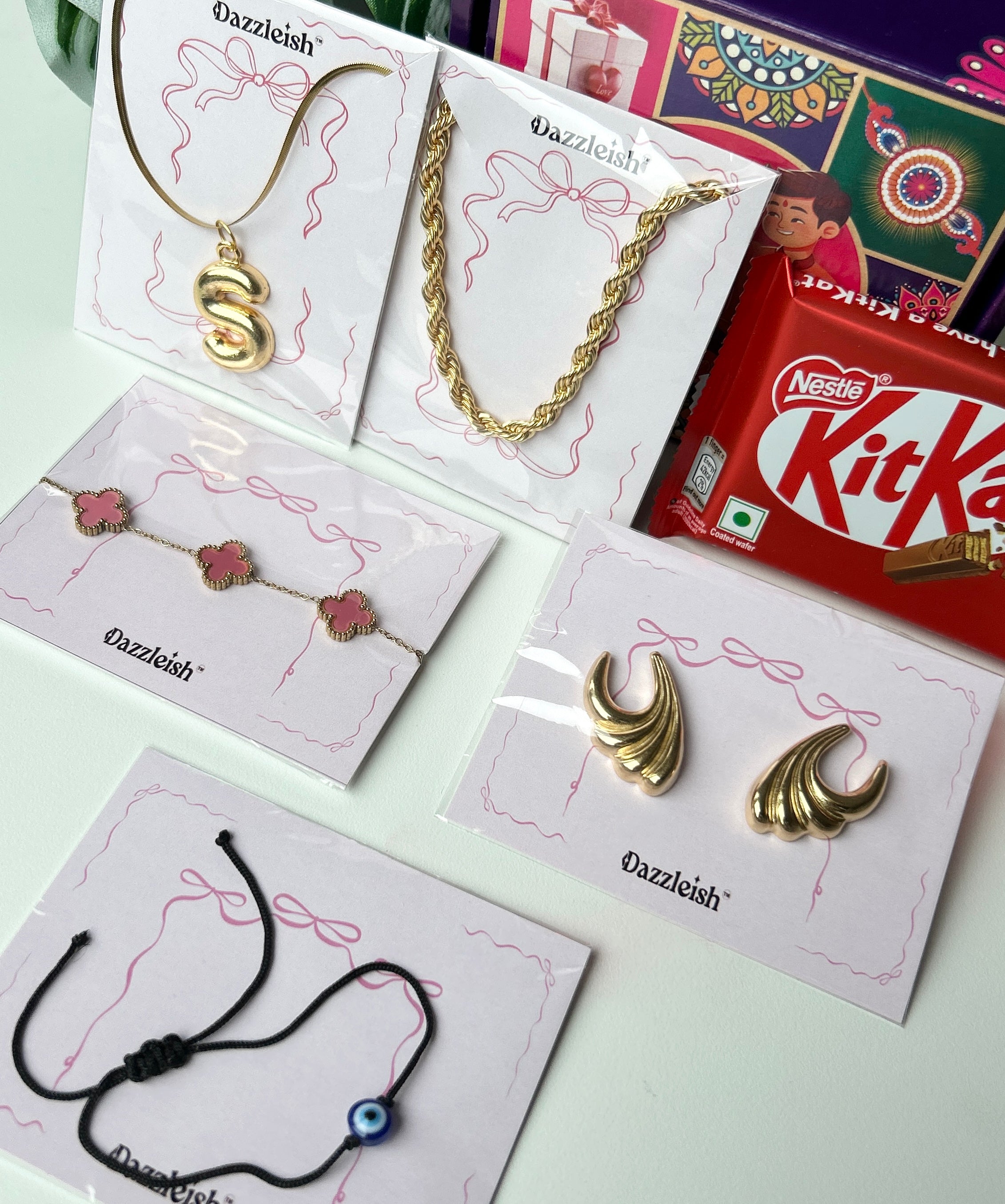 Rakhshabandhan hamper for sister