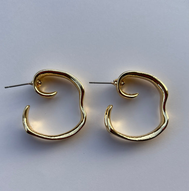Ella Hoops