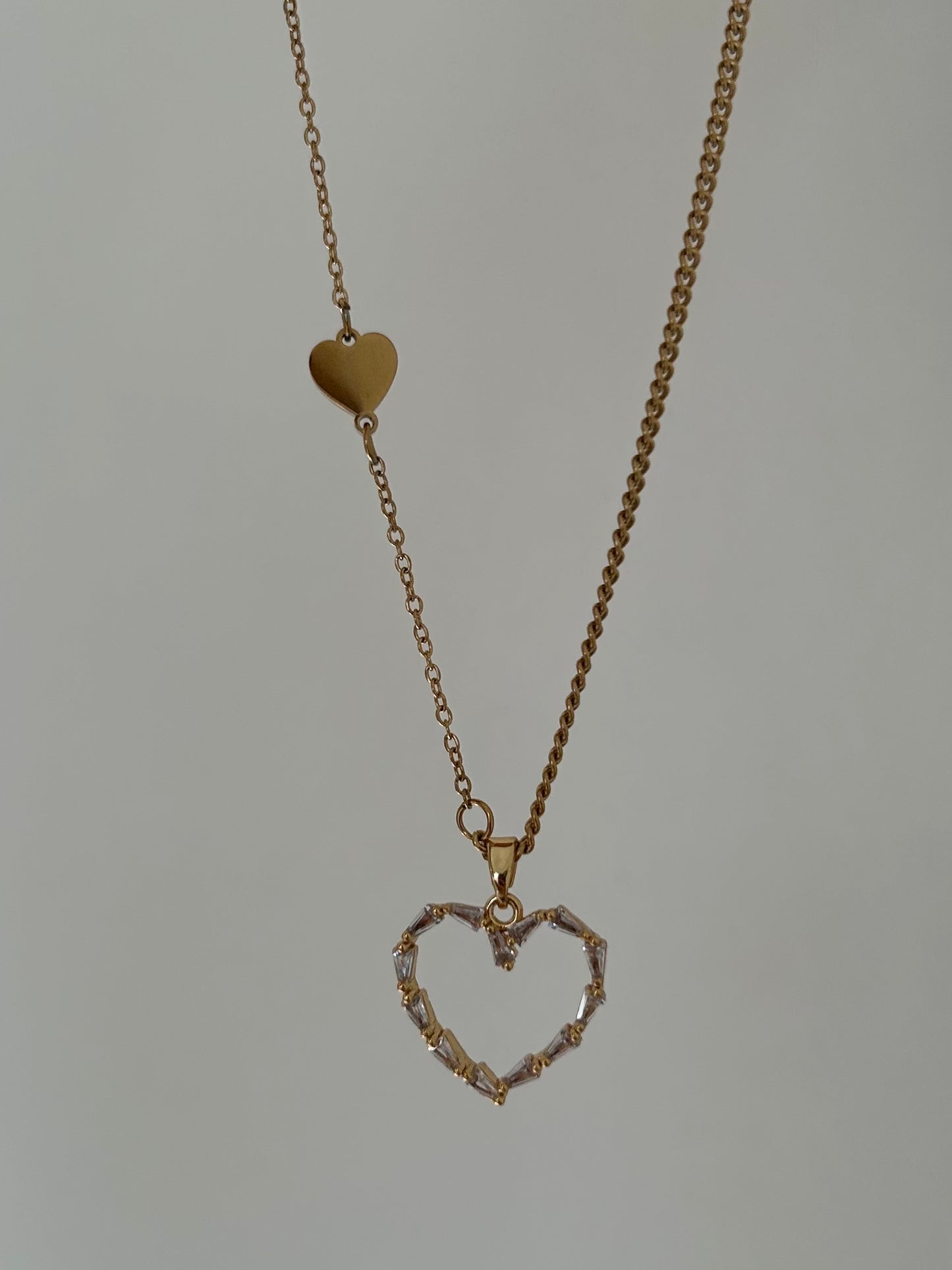 It’s giving love Necklace
