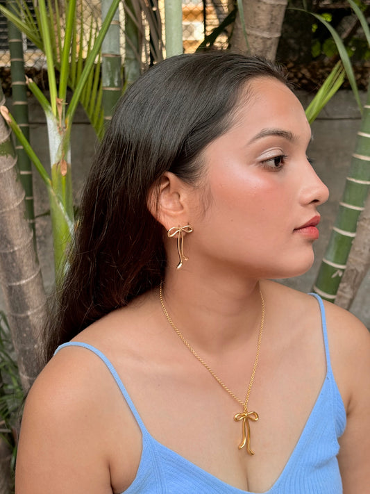 Dangling bow necklace & earrings set