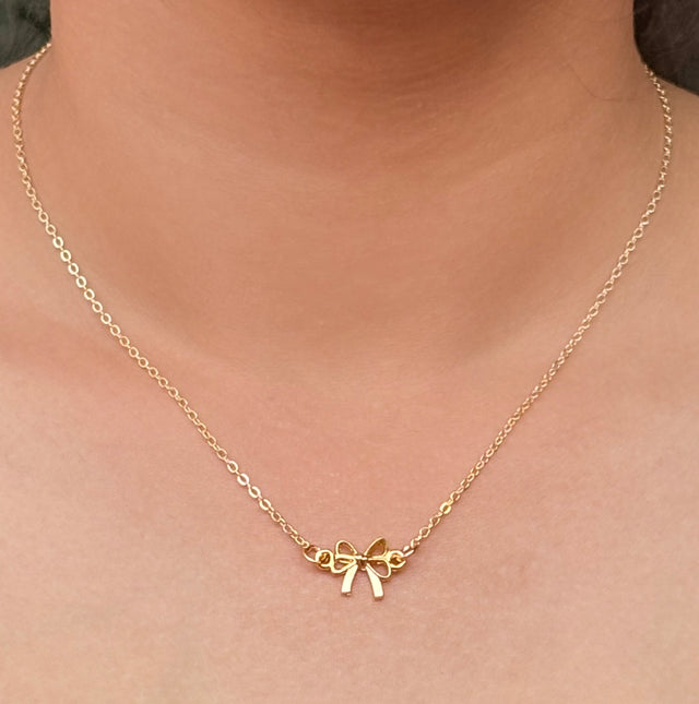 Mini Bow necklace