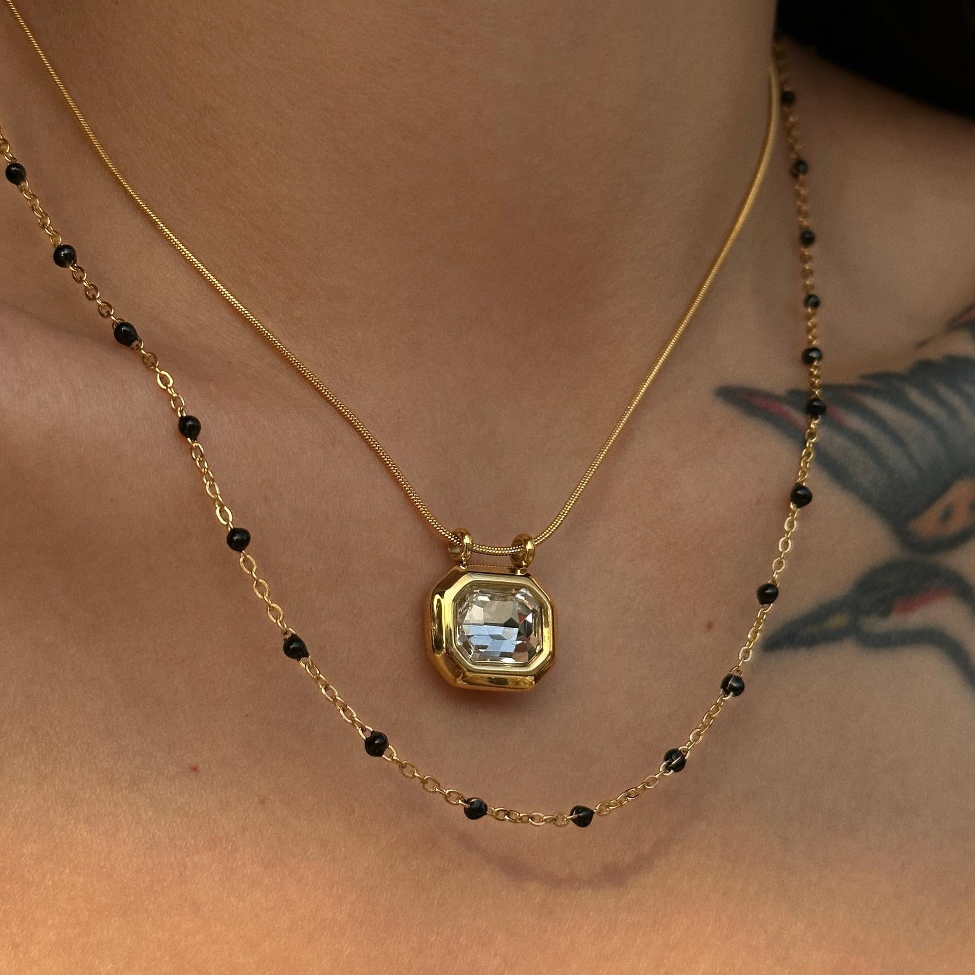 Belle necklace