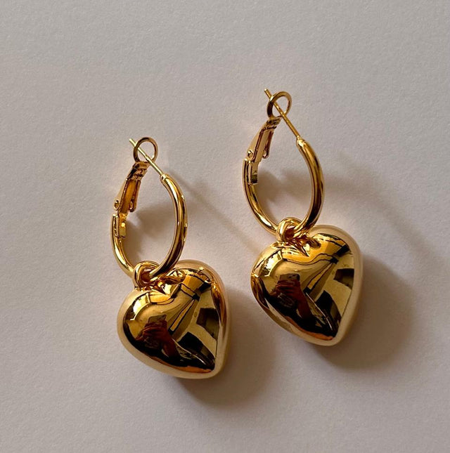 heart earrings