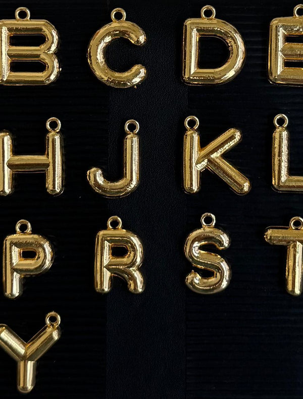 Bubble letter necklace