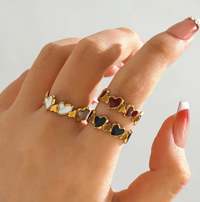 HEARTTHROB RING