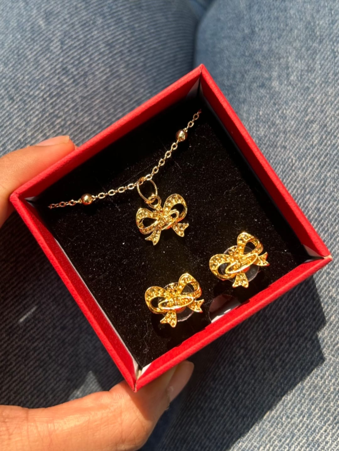 Orb Bow Necklace & Earrings Set